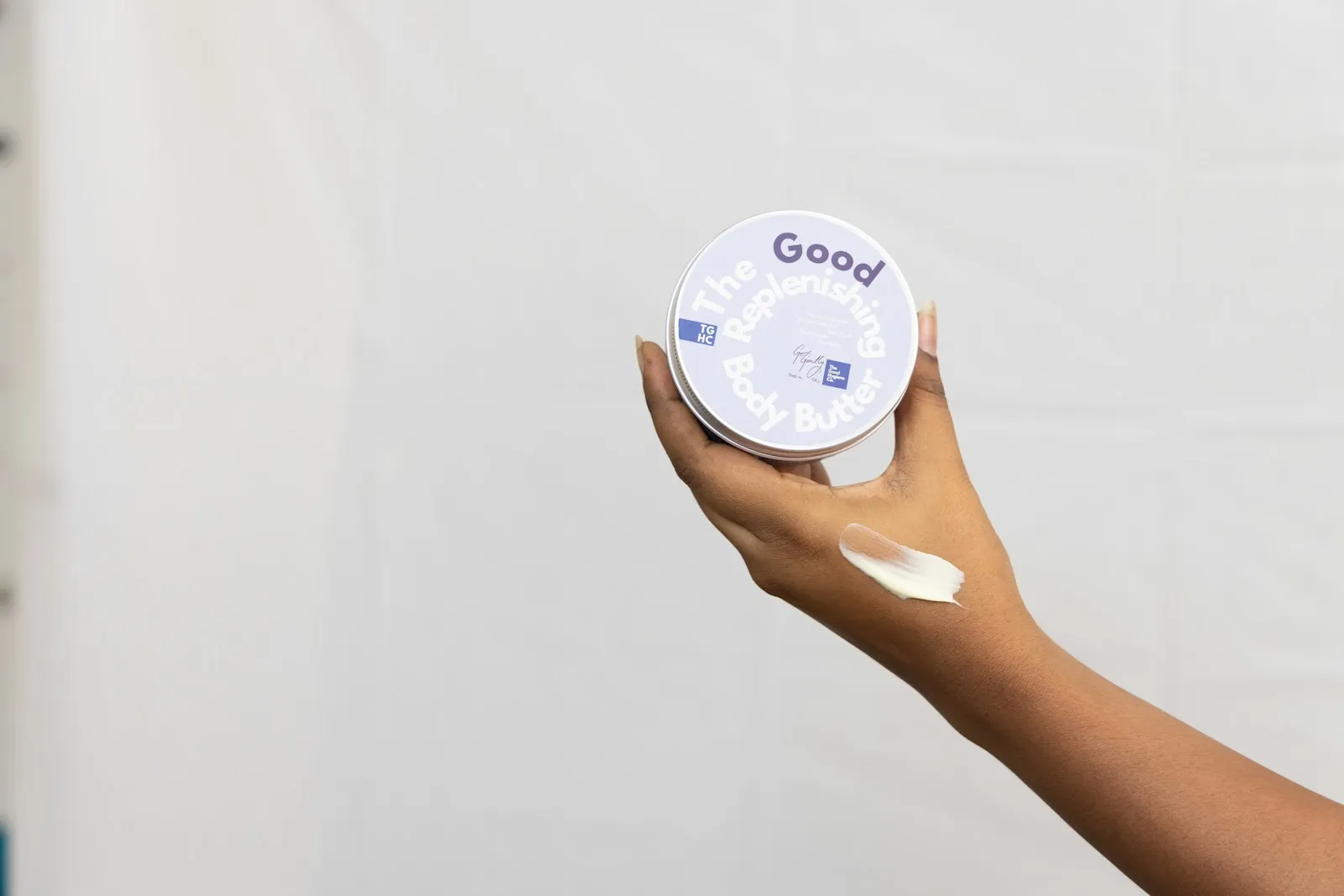 Sensitive skin warrants hydration that is soothing from the initial application. A carefully designed body moisturizer f